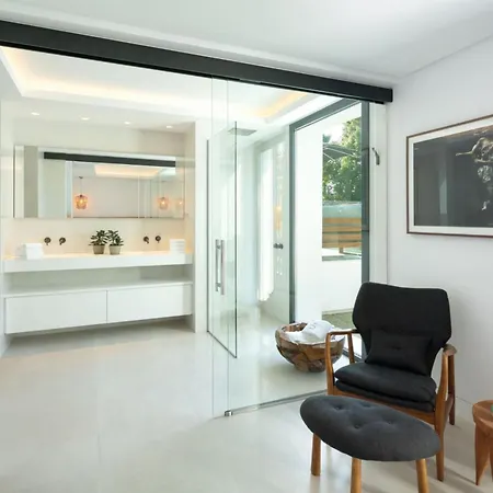 A Quintessence Of Modern Luxury Imbued